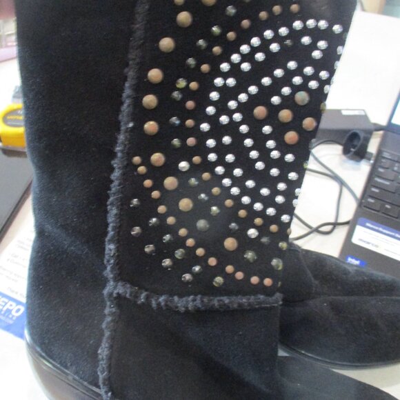 Softwalk Boots - Size 10.5N Black Suede Leather Stud Embellished Faux Shearling - Picture 2 of 8
